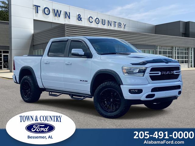 Bright White Clearcoat 2024 RAM 1500 Laramie Crew Cab 4WD Pickup Truck Four-Wheel Drive 8-Speed Automatic