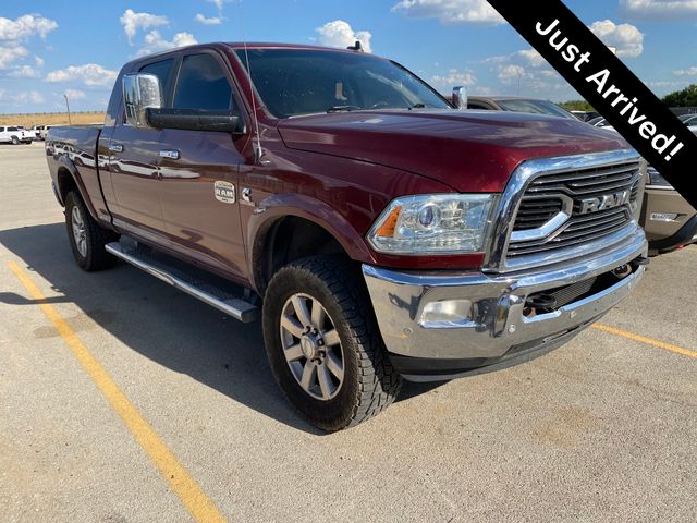 2018 RAM 2500 Rojo (Delmonico Red Pearlcoat) Camioneta Todo terreno 6 velocidades Automática