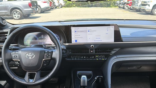 Used 2025 Toyota Crown Signia SUV