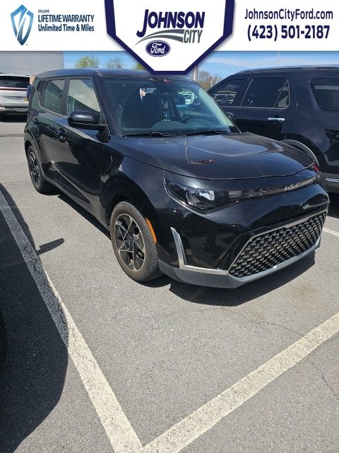 Fusion Black 2023 Kia Soul EX FWD SUV / Crossover Front-Wheel Drive Continuously Variable Transmission