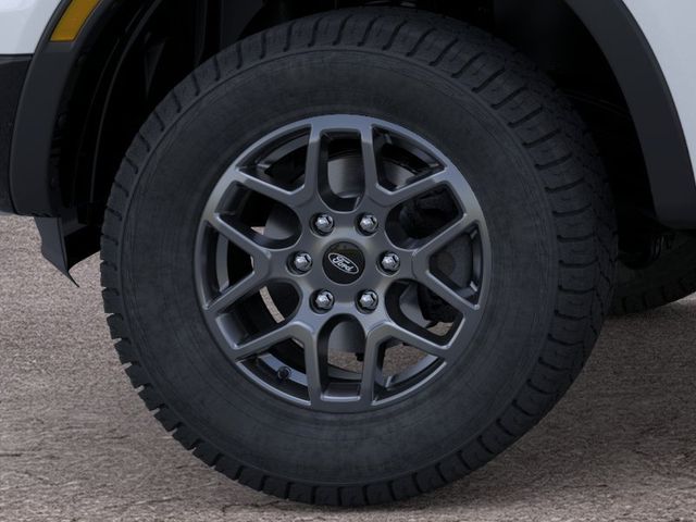 New 2026 Oxford White Ford XLT image 19