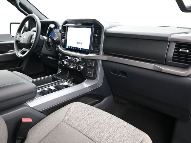 2025 Ford F-150 XLT - Photo 9