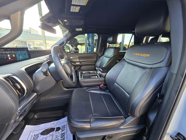 2025 Gray Metallic Ford Expedition Tremor 4X4 SUV