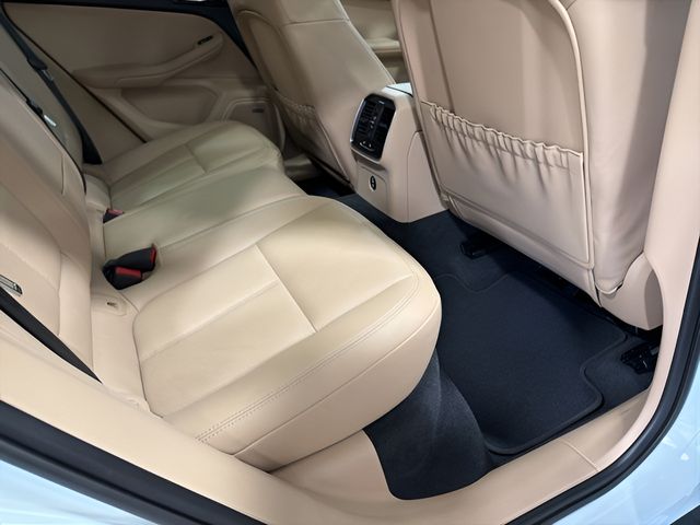 2025 Porsche Macan Base - Photo 34