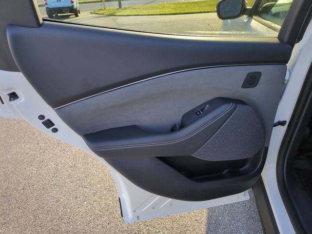 Used 2025 White Ford GT image 29