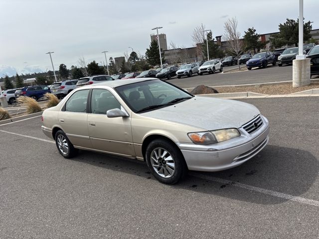 2000 Toyota Camry 
