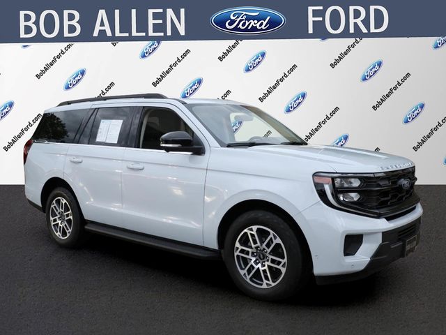 Used 2025 Ford Expedition Active with VIN 1FMJU1J86SEA28700 for sale in Kansas City