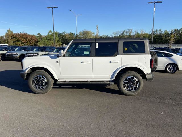 2024 Ford Bronco Outer Banks 7