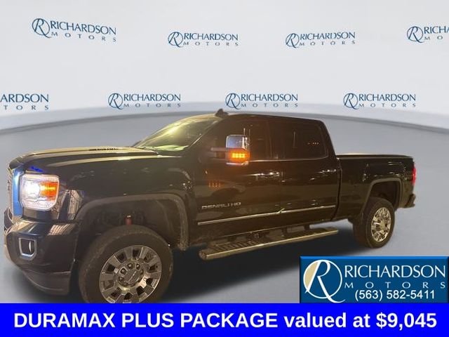 2016 GMC Sierra 2500HD Denali Crew Cab SB 4WD