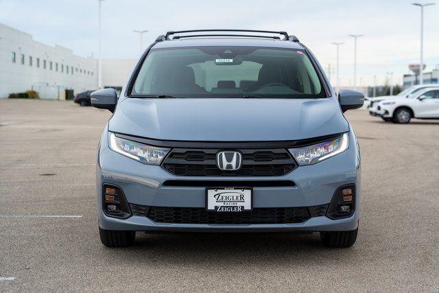 2025 Honda Odyssey Touring 2