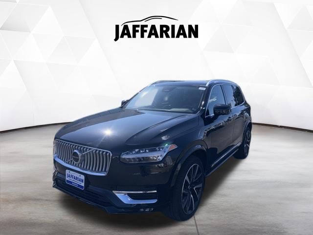 2024 Volvo XC90 B6 Plus Bright Theme 6-Passenger AWD