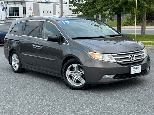 2013 Honda Odyssey Touring FWD