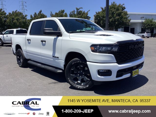 Bright White Clearcoat 2026 RAM 1500 Express Crew Cab 4WD Pickup Truck Four-Wheel Drive 8-Speed Automatic