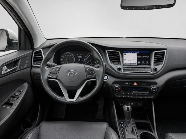 Used 2018 Silver Hyundai Limited image 12