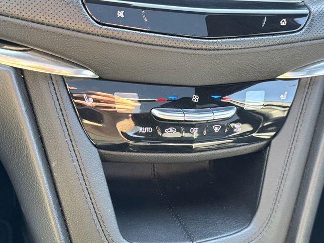 2022 Cadillac XT5 Premium Luxury photo