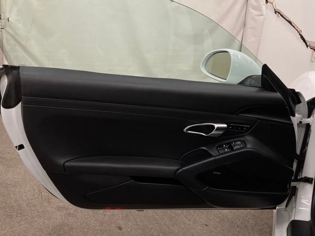 2014 Porsche Cayman Base
