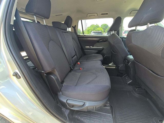 Used 2021 Toyota Highlander SUV