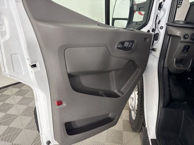 2025 Oxford White Ford Transit Cargo Van Base AWD Van