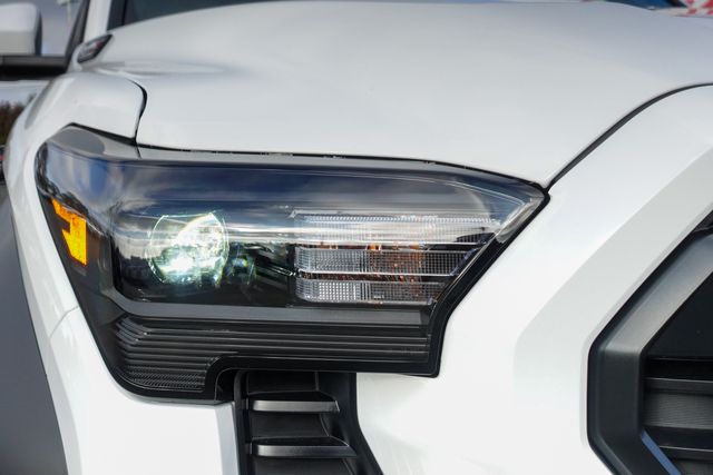 new 2025 Toyota Tacoma Hybrid car