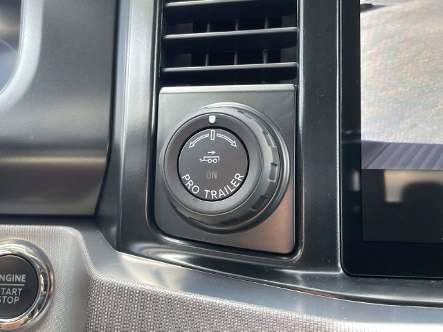 New 2026 Gray Ford Platinum image 22