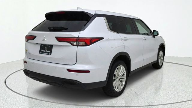 2023 Mitsubishi Outlander ES  at DeMontrond Automotive Group