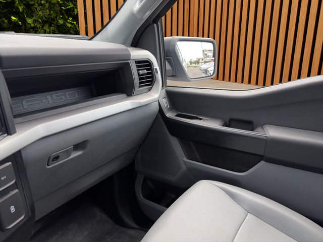 2022 FORD F-150 XL 4X4 SUPERCAB • 3.3L V6 • XL POWER EQUIPMENT GROUP CLEAN CARFAX • 1 OWNER ONLY 92K MILES • CLASS IV TRAILER HITCH • REVERSE SENSING SYSTEM • DROP-IN BEDLINER Thumbnail