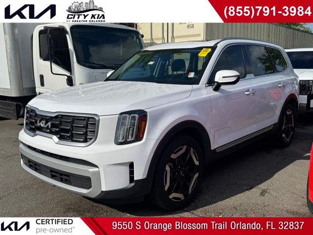 Glacial White Pearl 2024 Kia Telluride S FWD SUV / Crossover Front-Wheel Drive 8-Speed Automatic