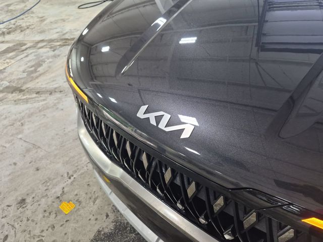 2025 Kia Carnival LXS