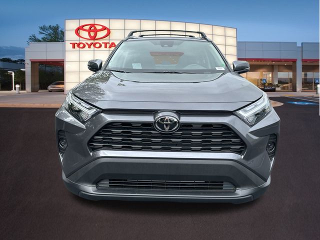 2024 Toyota RAV4 XLE 24