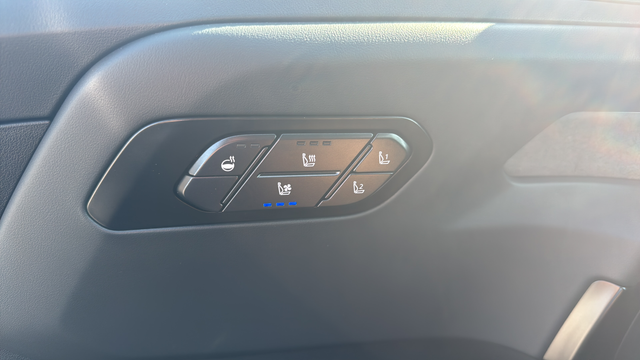 New 2027 Gray Kia X-Line SX image 21