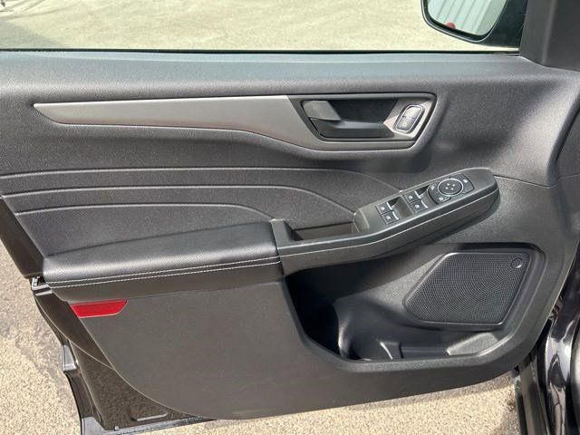 2025 Ford Escape Active photo