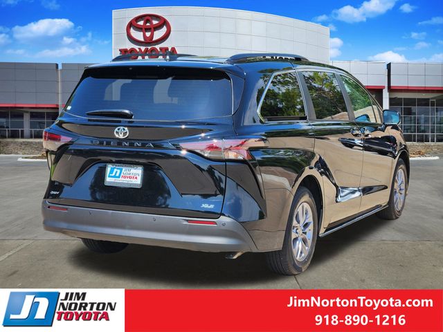 Used 2026 Toyota Sienna Van