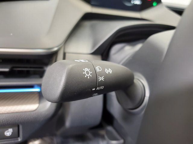 2025 Toyota Prius Limited photo