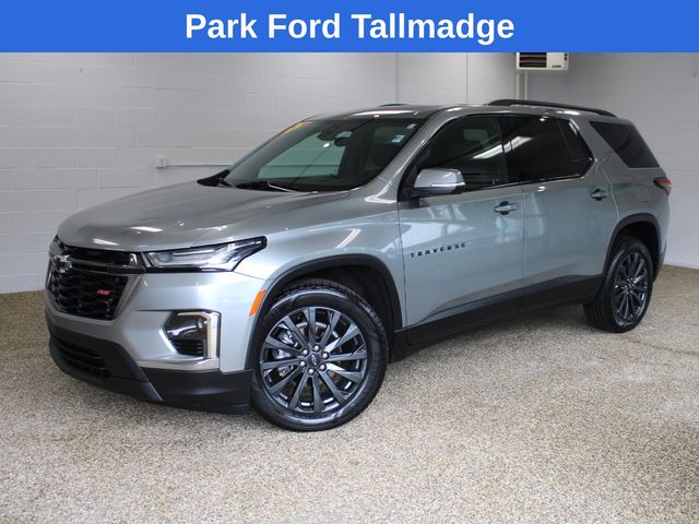 Sterling Gray Metallic 2023 Chevrolet Traverse SUV / Crossover Four-Wheel Drive 9-Speed Automatic