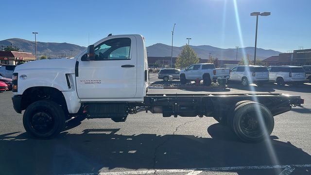 2024 Chevrolet Silverado 5500HD Work Truck 10