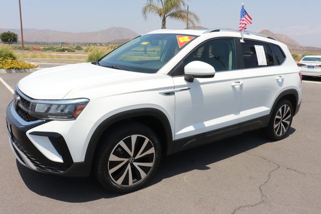2022 Volkswagen Taos 1.5T SE photo