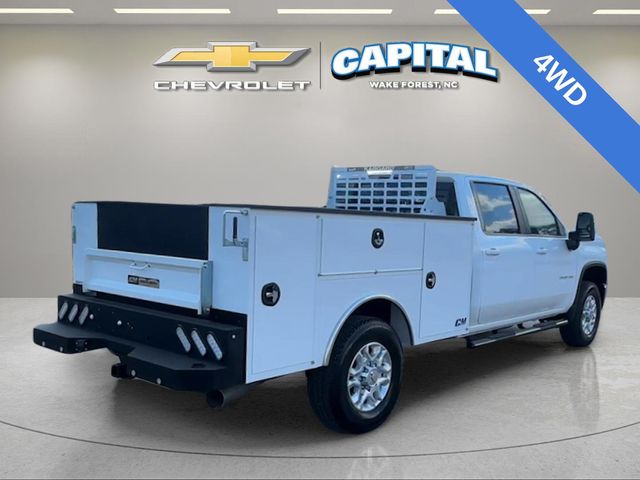 Used 2025 White Chevrolet LT image 5