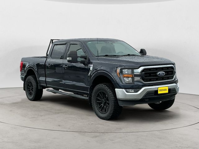 Used 2023 Blue Ford XLT image 3