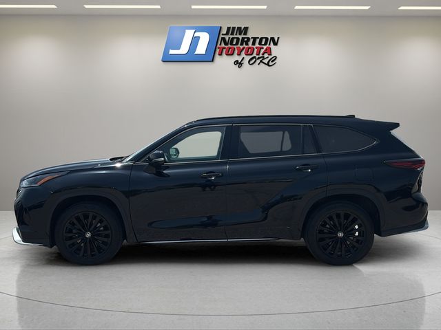 Used 2025 Toyota Highlander SUV