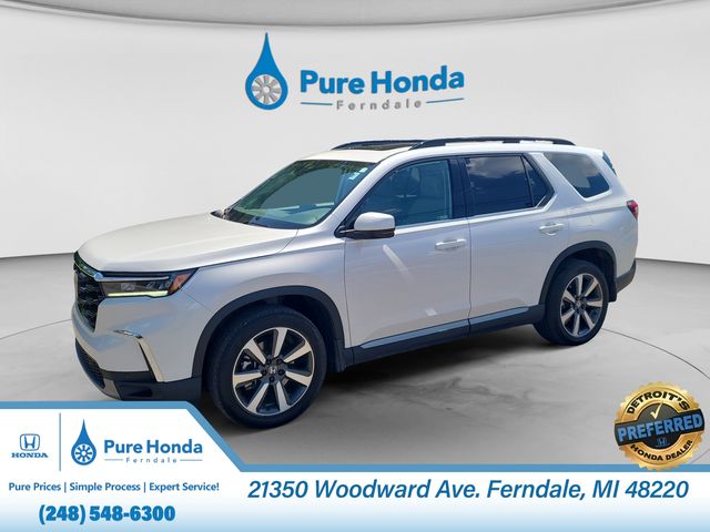 Platinum White Pearl 2024 Honda Pilot SUV / Crossover All-Wheel Drive Automatic