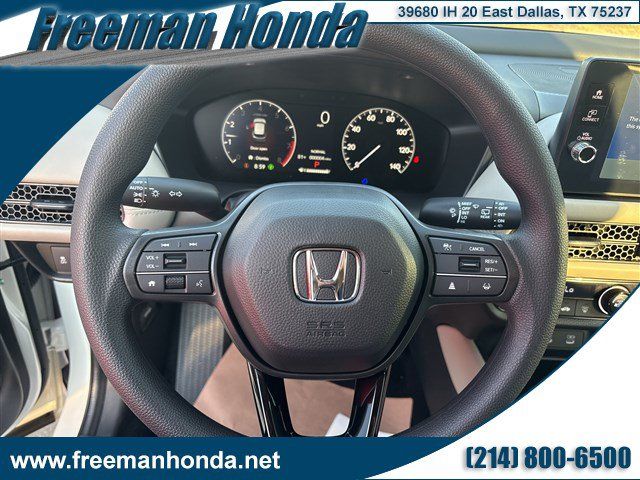 Platinum White Pearl 2027 Honda HR-V SUV / Crossover Front-Wheel Drive Continuously Variable Transmission