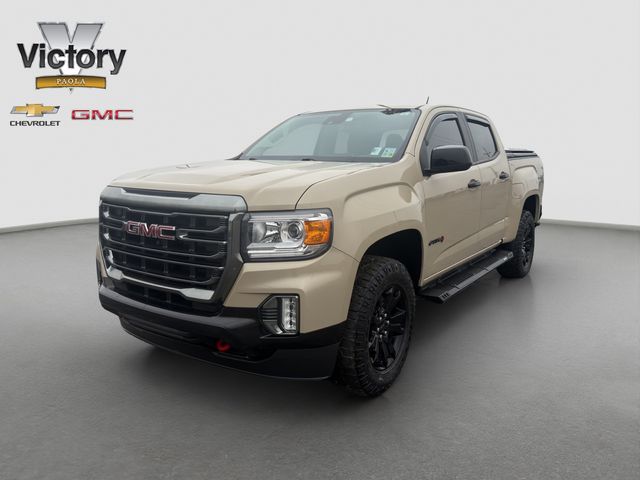 2022 GMC Canyon AT4 Crew Cab 4WD with Leather