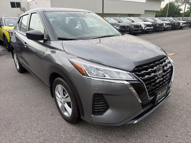 2023 Nissan Kicks S