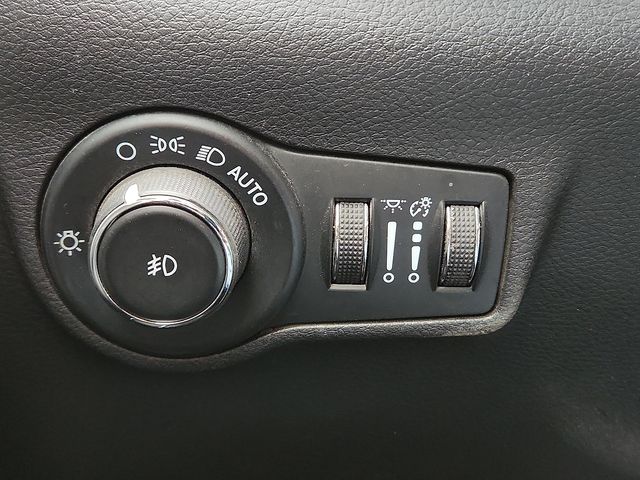 Used Car 2024 Jeep Compass  Latitude Lux For Sale Under $25,000 In Plainview, Texas
