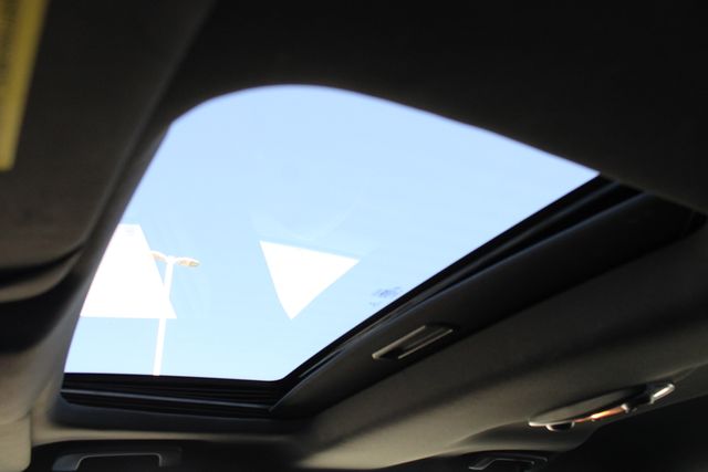 Used 2018 Black Ford SEL image 5