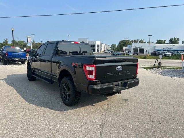 Used 2022  Ford XL image 3