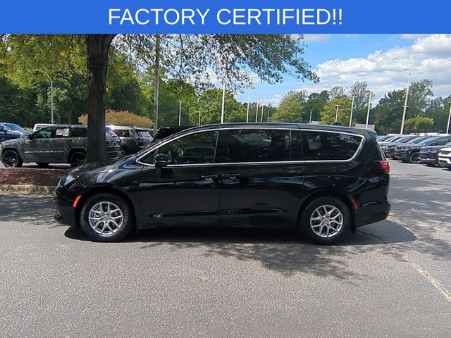 Used 2025 Black Chrysler LX image 2
