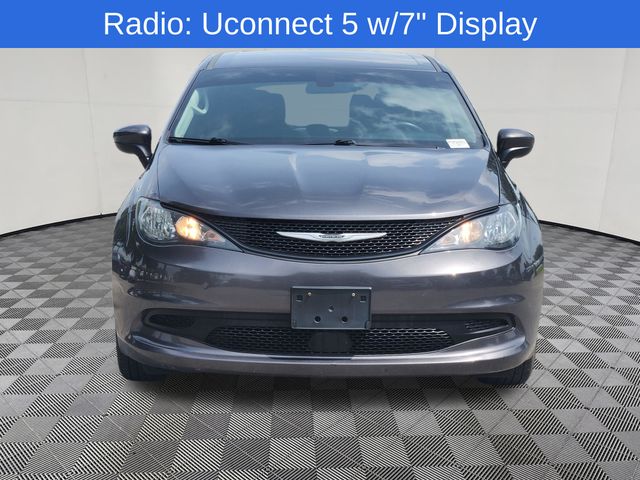 Used 2022 Chrysler Voyager Van