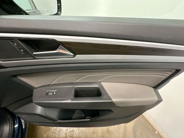2023 Volkswagen Atlas 2.0T SE w/Technology Blue at Sutliff Volkswagen