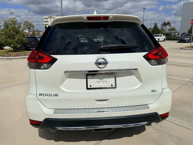 Thumbnail: 2017 Nissan Rogue - 10